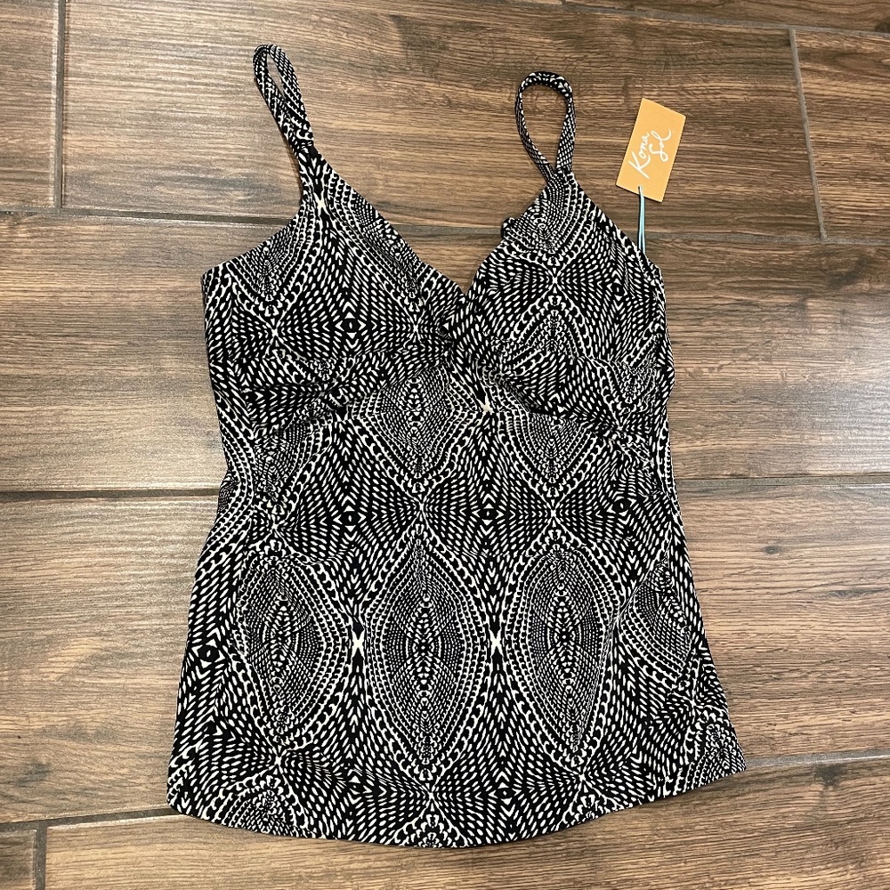 NWT Kona Sol Tankini top